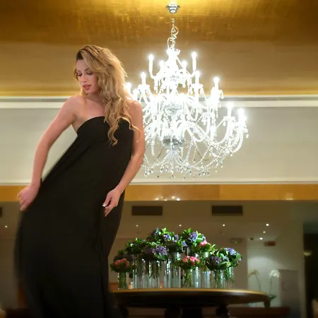 Bella Hersonissos (Crete)