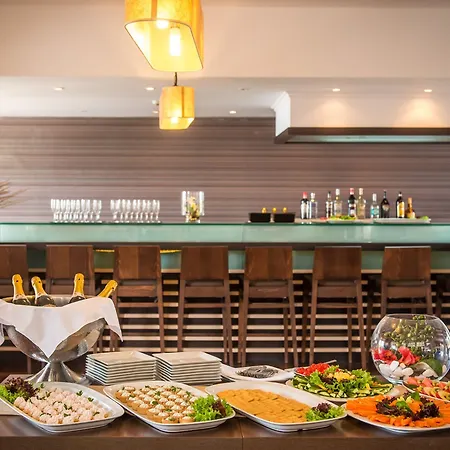 Bella Hersonissos (Crete)