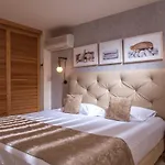 Bella 5*