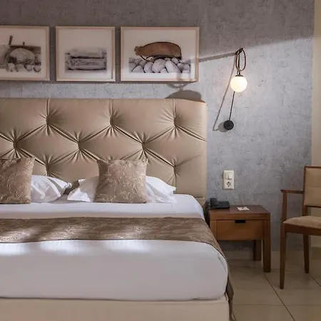 贝拉海滩酒店 赫索尼索斯