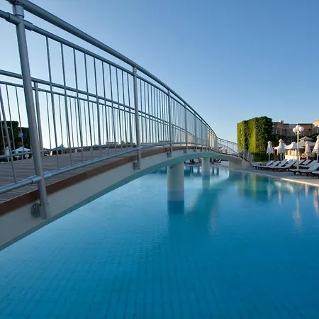 Курортный комплекс Bella 5*