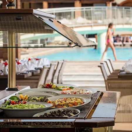 贝拉海滩酒店 赫索尼索斯