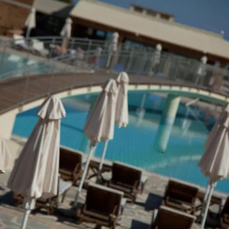 度假村 贝拉海滩酒店