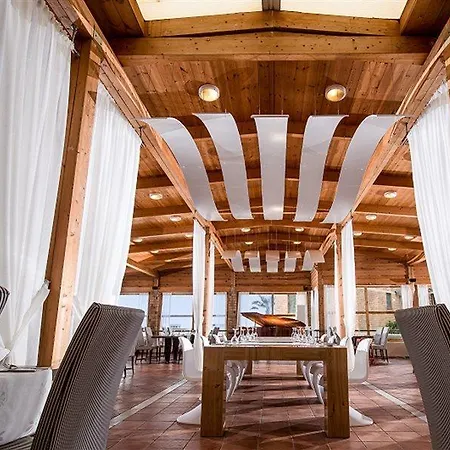 贝拉海滩酒店 5* 赫索尼索斯