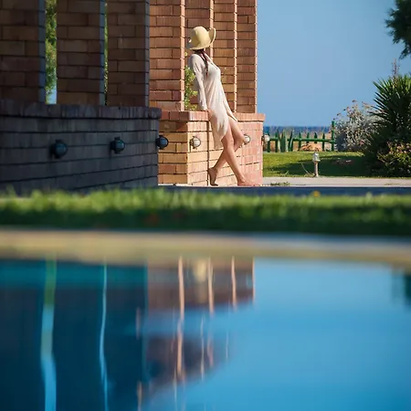 Bella Hersonissos (Crete)